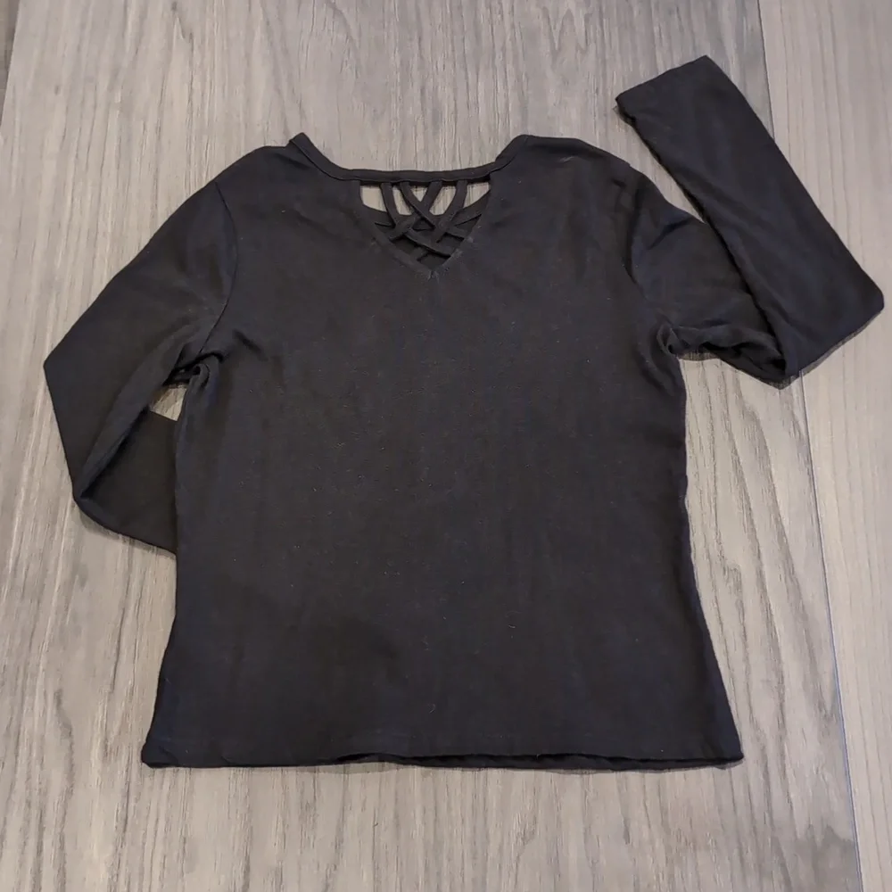 OLD NAVY Strong Long Sleeve Tshirt Strappy Back Black Girls Size Medium